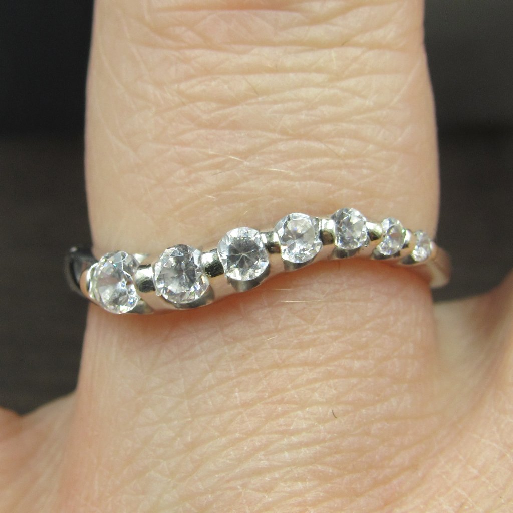 Size 7 10k Gold Wave Style Cubic Zirconia Ring